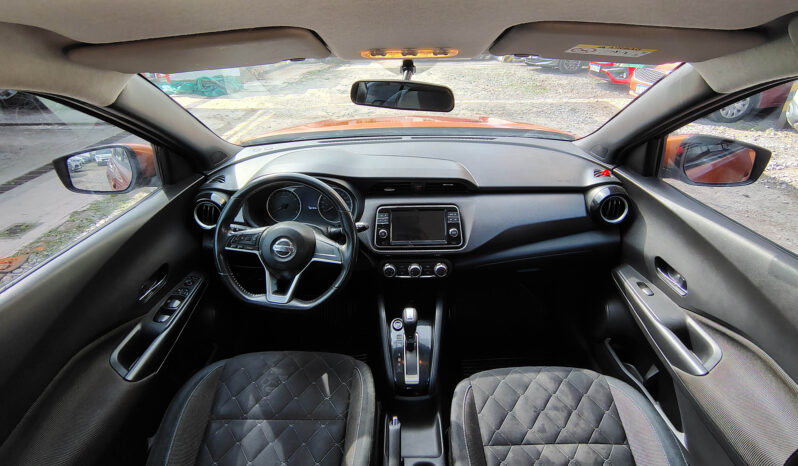 NISSAN KICKS ADVANCE CVT lleno