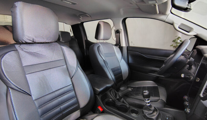 FORD RANGER DC XLS 2.0L T 4X2 MT D lleno