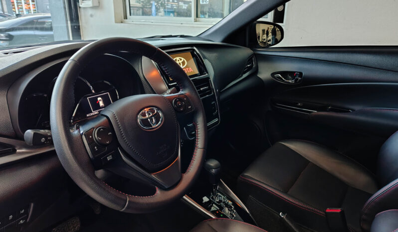 TOYOTA YARIS 1.5 5P S lleno