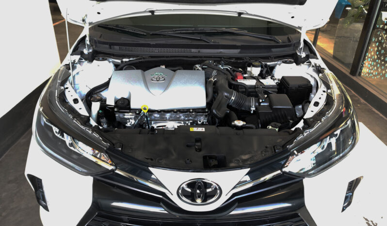 TOYOTA YARIS 1.5 5P S lleno