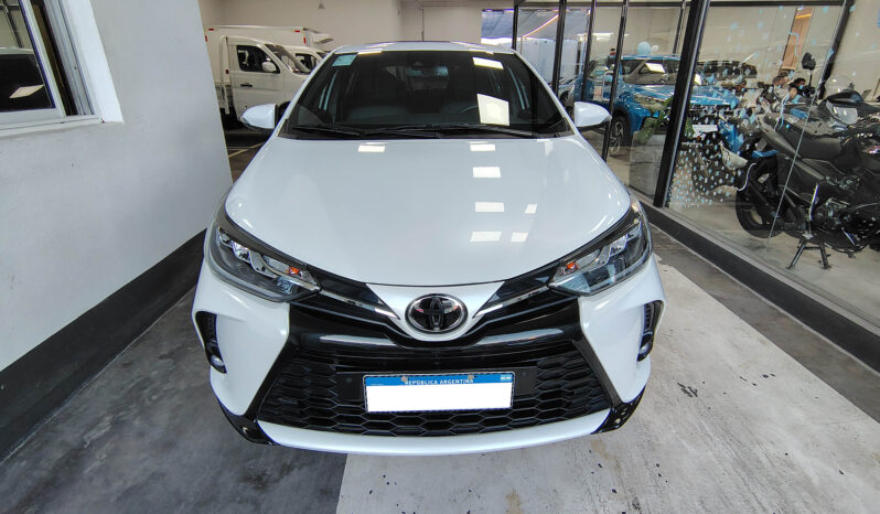 TOYOTA YARIS 1.5 5P S lleno