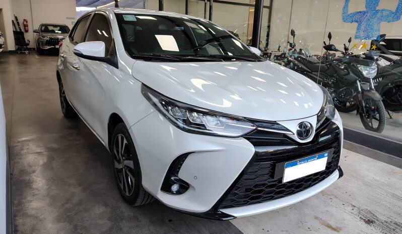 TOYOTA YARIS 1.5 5P S lleno