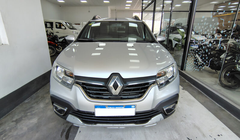 RENAULT	SANDERO STEPWAY EXPRESSION 1.6 lleno