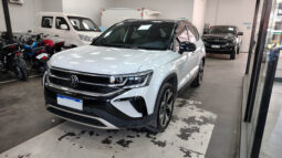 VOLKSWAGEN	TAOS HIGHLINE BI TONO 250 TSI AT