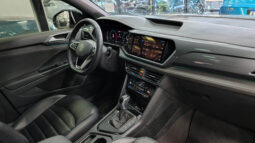 VOLKSWAGEN	TAOS HIGHLINE BI TONO 250 TSI AT lleno