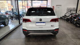 VOLKSWAGEN	TAOS HIGHLINE BI TONO 250 TSI AT