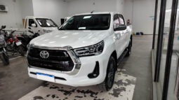 TOYOTA HILUX 4X2 DC SRV 2.8 TDI 6 AT
